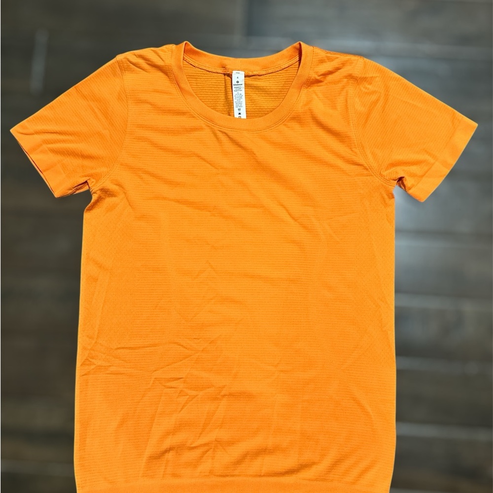 Lululemon Swiftly Relaxed Short Sleeve 2.0